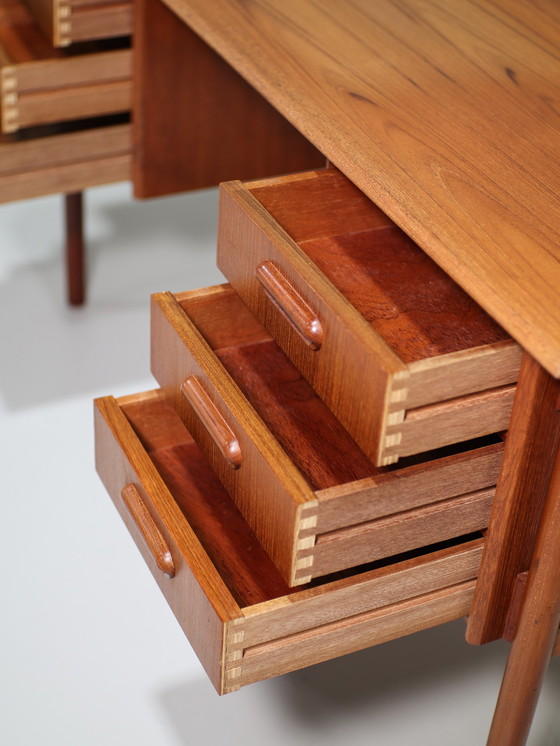 Image 1 of Freestanding desk Gunnar Nielsen Tibergaard 1960s