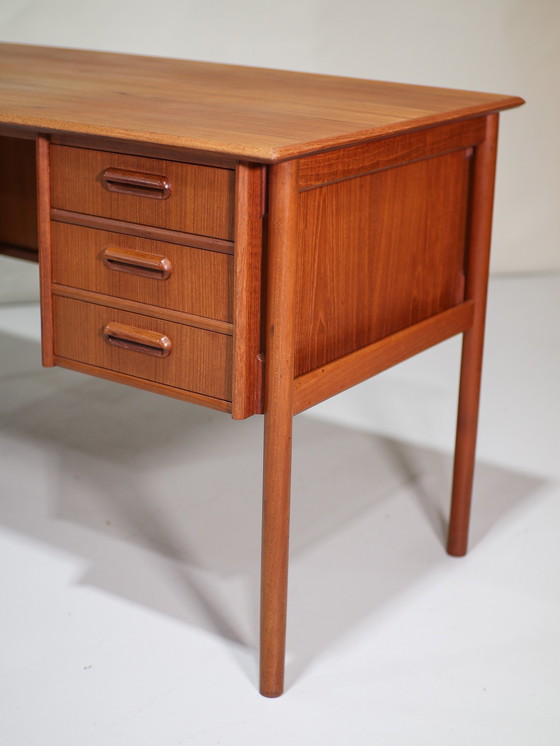 Image 1 of Freestanding desk Gunnar Nielsen Tibergaard 1960s