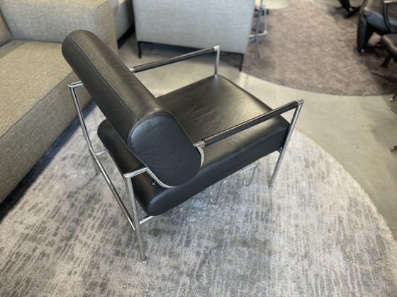 Image 1 of Leolux Gazetta Armchair Black Leather Incl. Lecture Holder