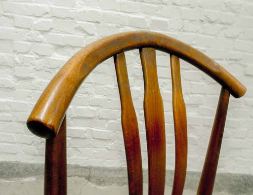 Chaises de salle à manger suédoises, design vintage, en bois de chêne, vert olive, lot de 4. Suède, années 1960.