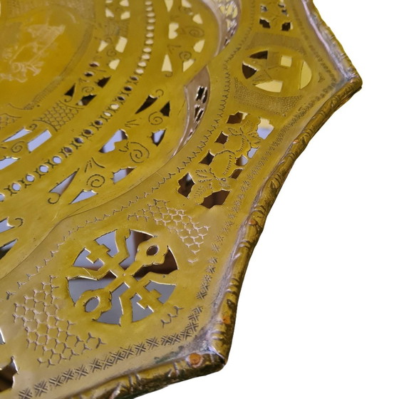 Image 1 of Mesa auxiliar plegable vietnamita, década de 1950