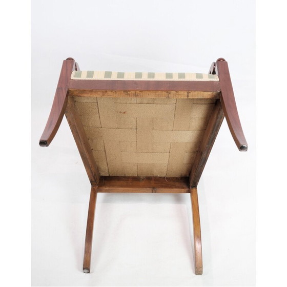 Image 1 of Poltrona vintage in mogano con tessuto a righe chiare, anni '40 dell'Ottocento