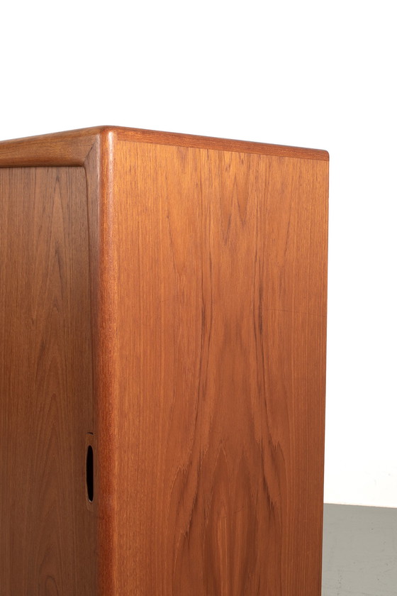 Image 1 of H.P. Hansen highboard 64442