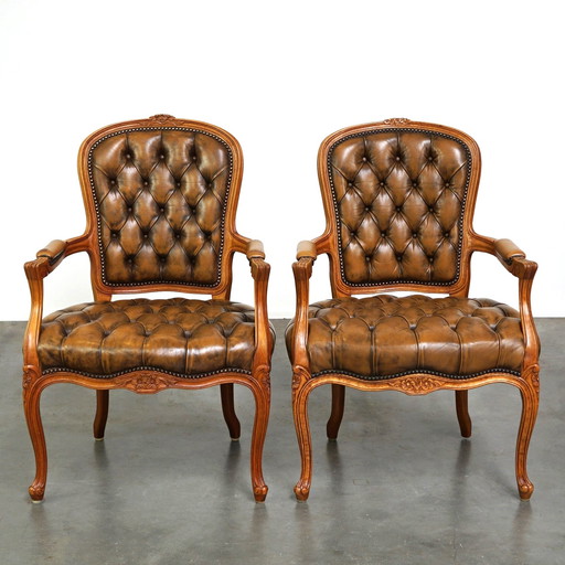 2 x Fauteuil chesterfield baroque en cuir de bœuf avec pieds queen Ann