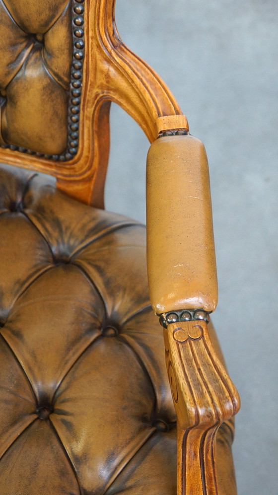 Image 1 of 2 x Beef leather baroque chesterfield armchair/ armchair with queen Ann legs