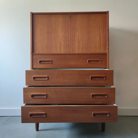 Image 1 of Vintage bar cabinet