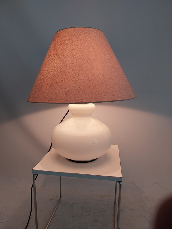 Image 1 of 1 x Dijkstra lamps white glass table lamp with 2 light sources.