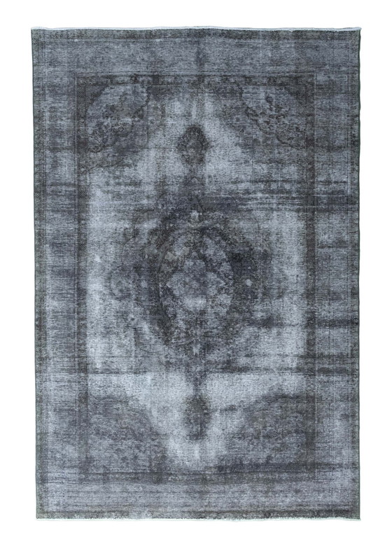 Image 1 of Hand-knotted Vintage Royal Carpet - 290 X 190 Cm