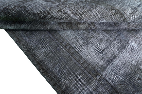 Image 1 of Hand-knotted Vintage Royal Carpet - 290 X 190 Cm