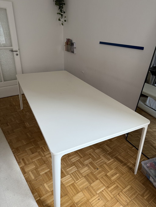 Vitra Plate dining table