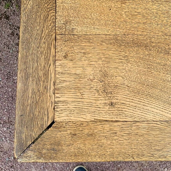 Image 1 of Vintage honey-colored oak table