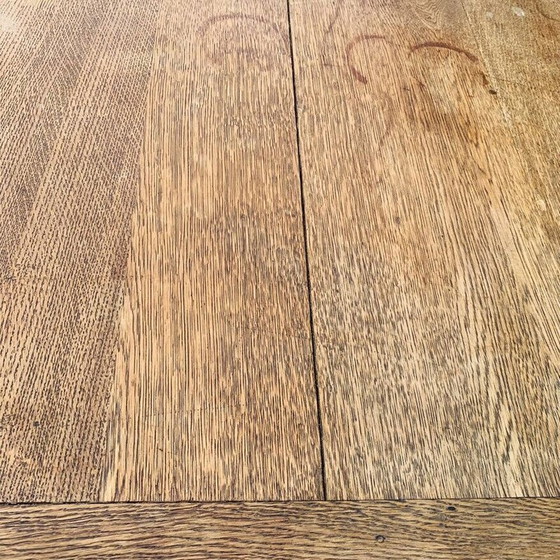 Image 1 of Vintage honey-colored oak table