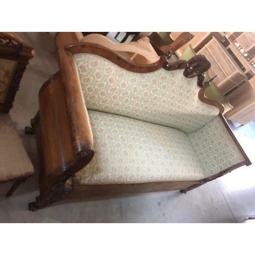 Early 19Th Century Antique Sofa In Hand-Carved National Solid Walnut