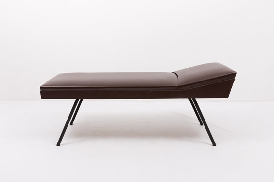 Image 1 of Italian Mid-Century Modern architectural daybed, 1960’s