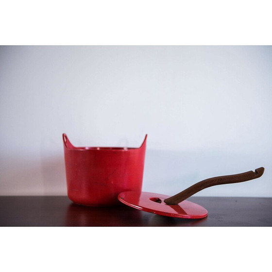 Image 1 of Casserole in red cast iron, Timo SARPANEVA - 1960s