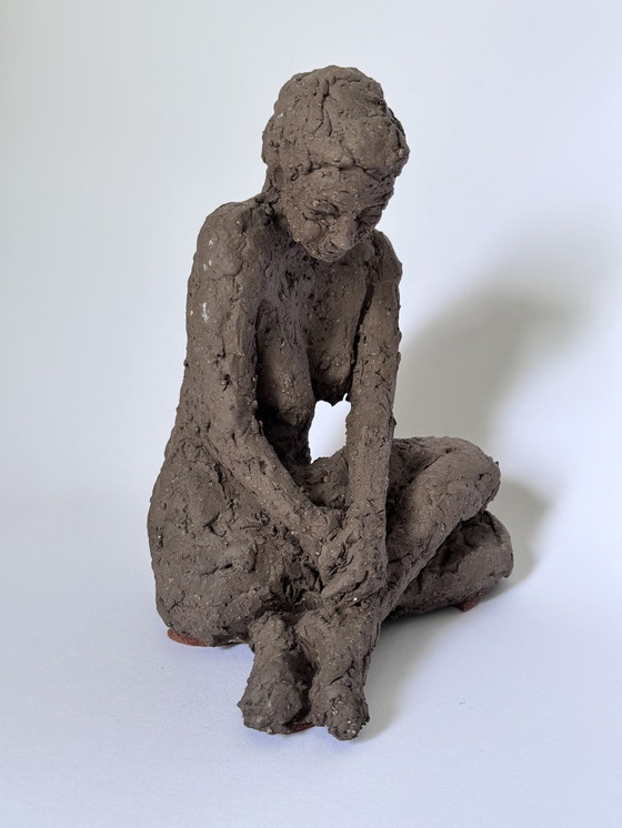 Image 1 of Yolande Ide - une sculpture de femme nue