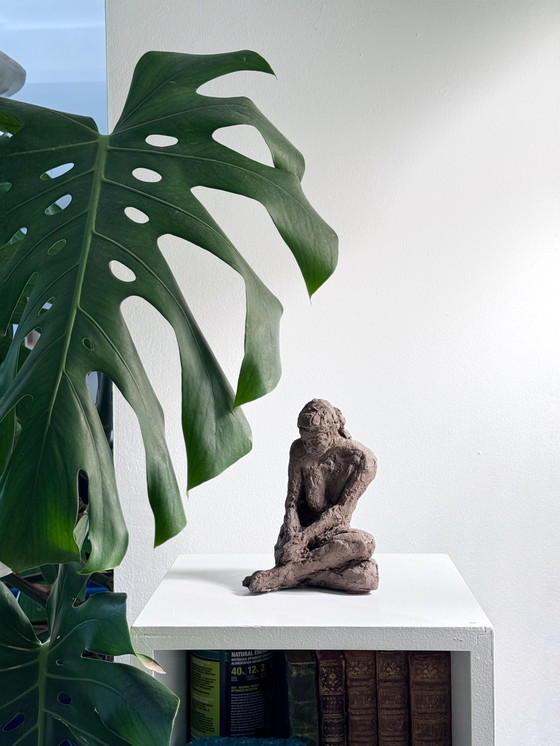 Image 1 of Yolande Ide - une sculpture de femme nue