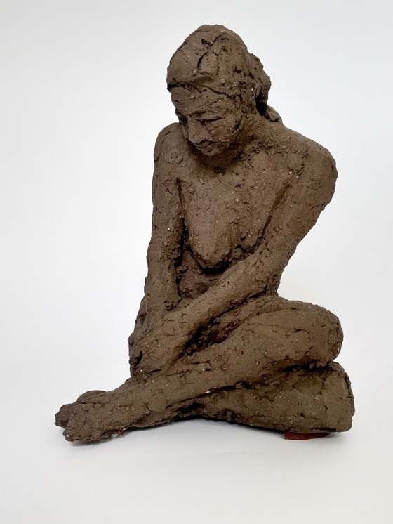 Image 1 of Yolande Ide - une sculpture de femme nue