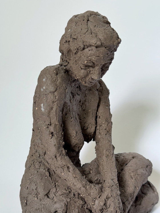 Image 1 of Yolande Ide - une sculpture de femme nue