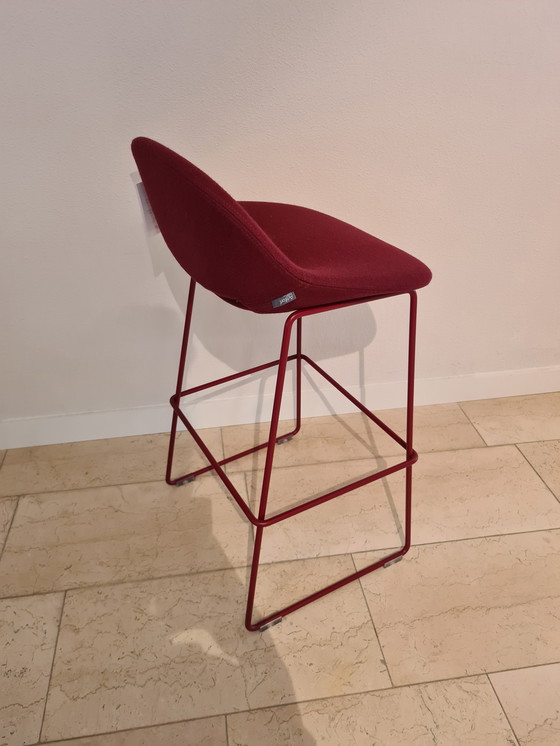 Image 1 of Artifort Beso bar stool