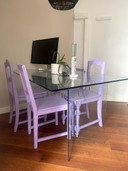 Primera mesa de comedor de cristal