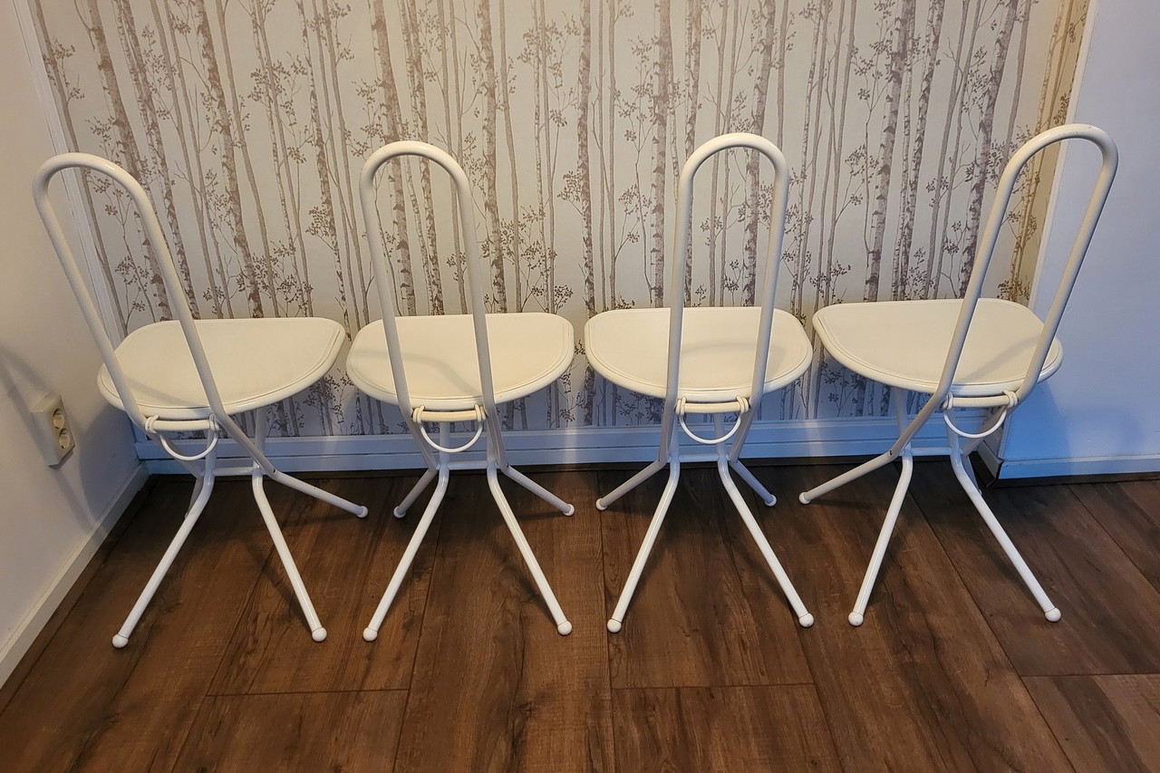 4 Ikea - Niels Gammelgaard - model Isak - PostModern 1980s. | €250
