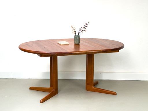 Table à manger ronde danoise extensible en teck par Korup, 1980s