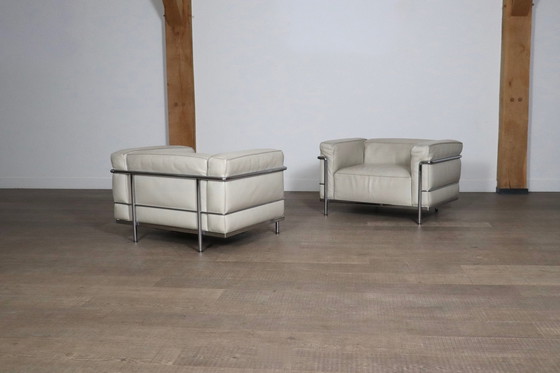 Image 1 of Cassina Lc3 Armchairs By Le Corbusier In Cream Leather, Italy 1980S