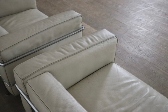 Image 1 of Cassina Lc3 Armchairs By Le Corbusier In Cream Leather, Italy 1980S