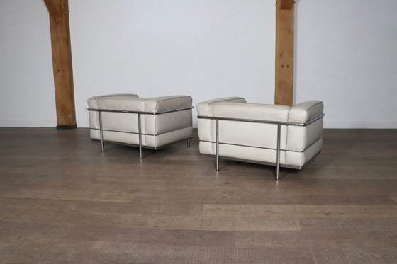 Image 1 of Cassina Lc3 Armchairs By Le Corbusier In Cream Leather, Italy 1980S