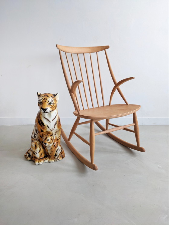 Image 1 of Niels Eilersen rocking chair 'IW3' by Illum Wikkelsø