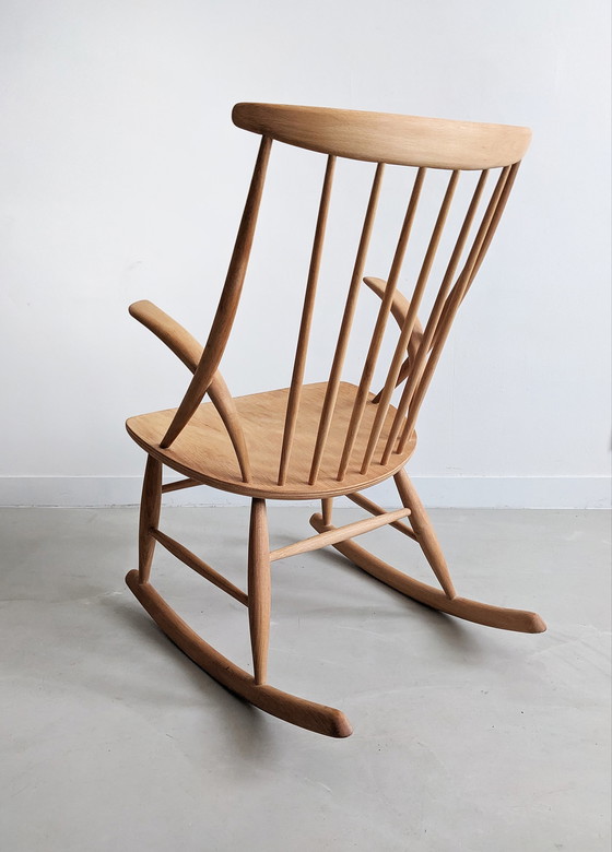 Image 1 of Fauteuil à bascule Niels Eilersen "IW3" par Illum Wikkelsø