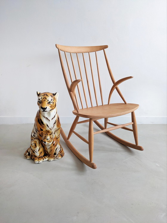 Image 1 of Niels Eilersen rocking chair 'IW3' by Illum Wikkelsø