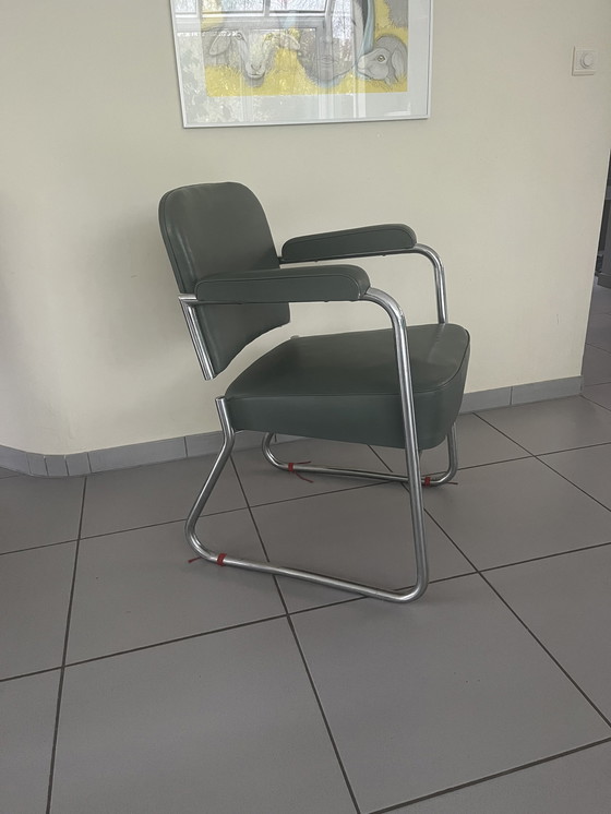 Image 1 of Roneo Design Chair