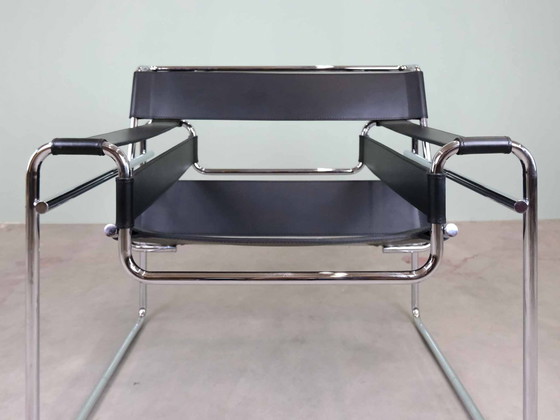 Image 1 of Chaise Wassily par Marcel Breuer pour Gavina