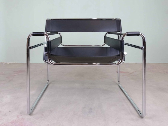 Image 1 of Chaise Wassily par Marcel Breuer pour Gavina