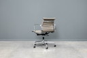 Eames EA117 office chair