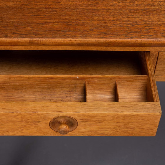 Image 1 of Scrivania d'epoca: AT-305 Design di Hans J. Wegner