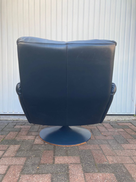 Image 1 of Leather armchair from Leolux