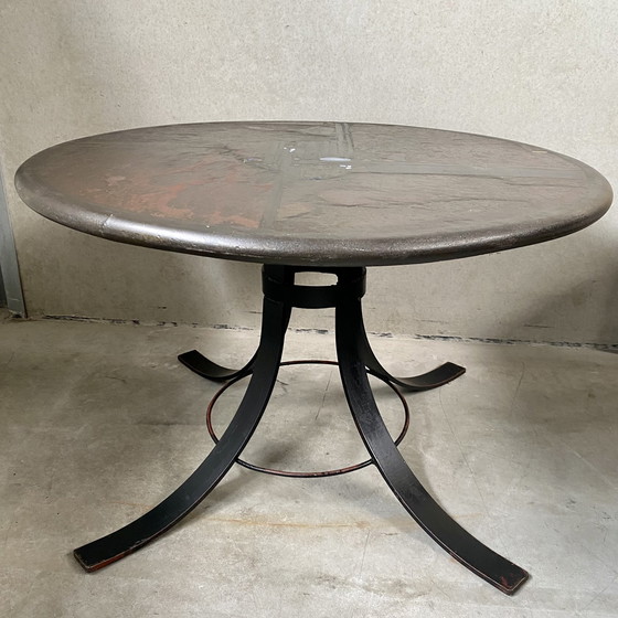 Image 1 of Table de salle à manger ronde brutaliste par Paul Kingma 1980
