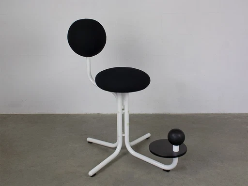 Globe Two high ergonomic chair design Peter Opstvik