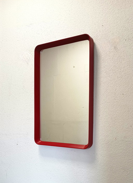 Miroir rectangulaire rouge des années 1960