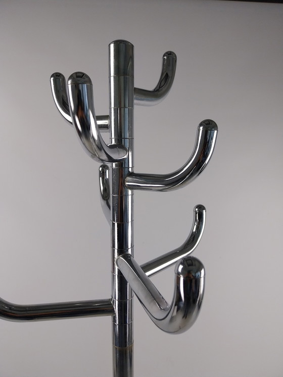 Image 1 of 1 x 1970's tube frame chrome steel standing coat rack. With 8 hooks.