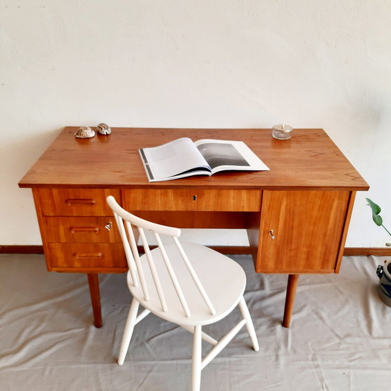 Image 1 of Bureau vintage