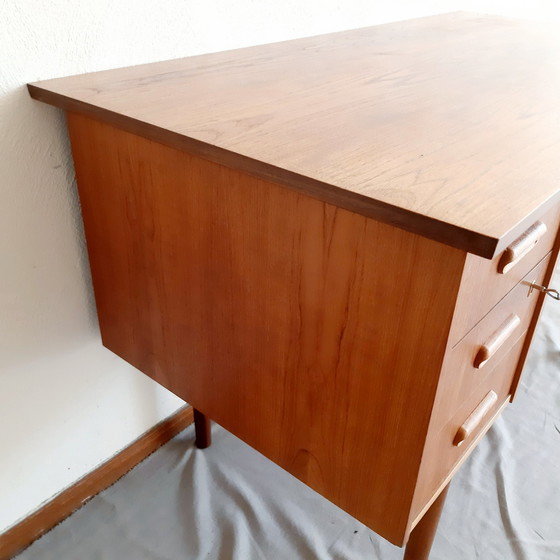 Image 1 of Bureau vintage