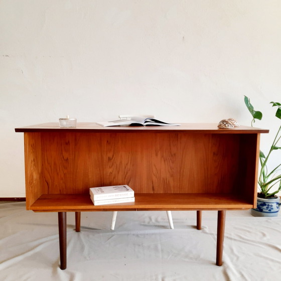 Image 1 of Bureau vintage