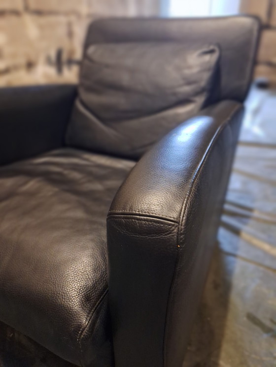 Image 1 of 2x black leather Linteloo Marconi armchairs with footstool