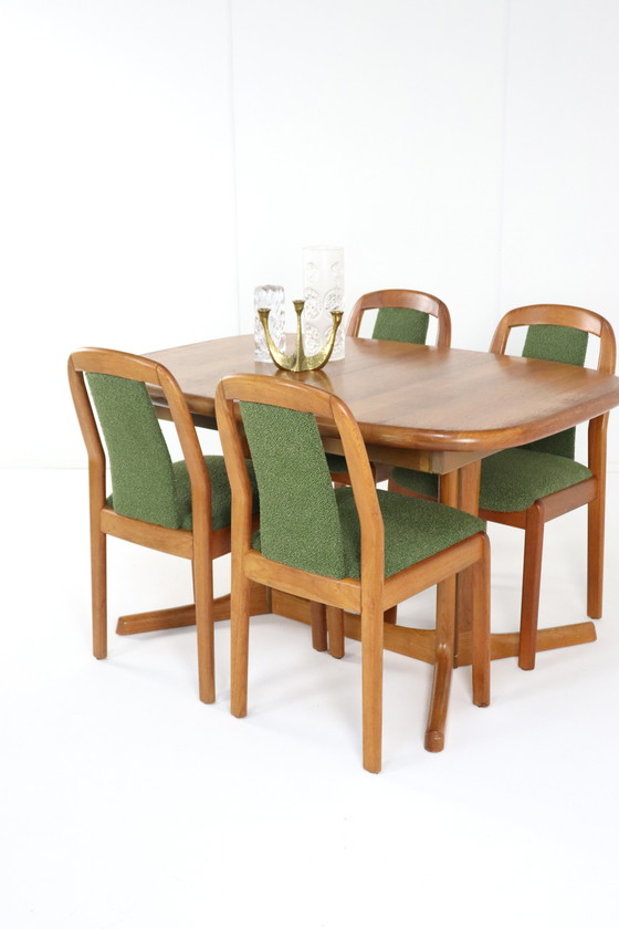 Image 1 of Dyrlund Extendable Oval Dining Table 'Purling' Vintage