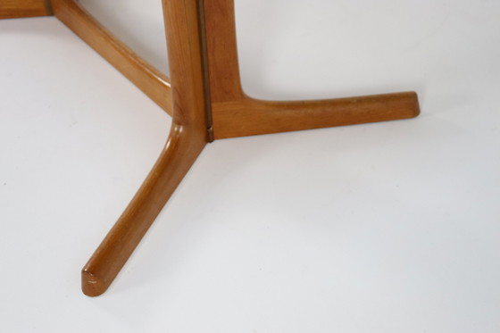 Image 1 of Dyrlund Extendable Oval Dining Table 'Purling' Vintage