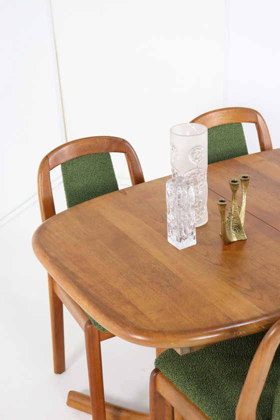 Image 1 of Dyrlund Extendable Oval Dining Table 'Purling' Vintage